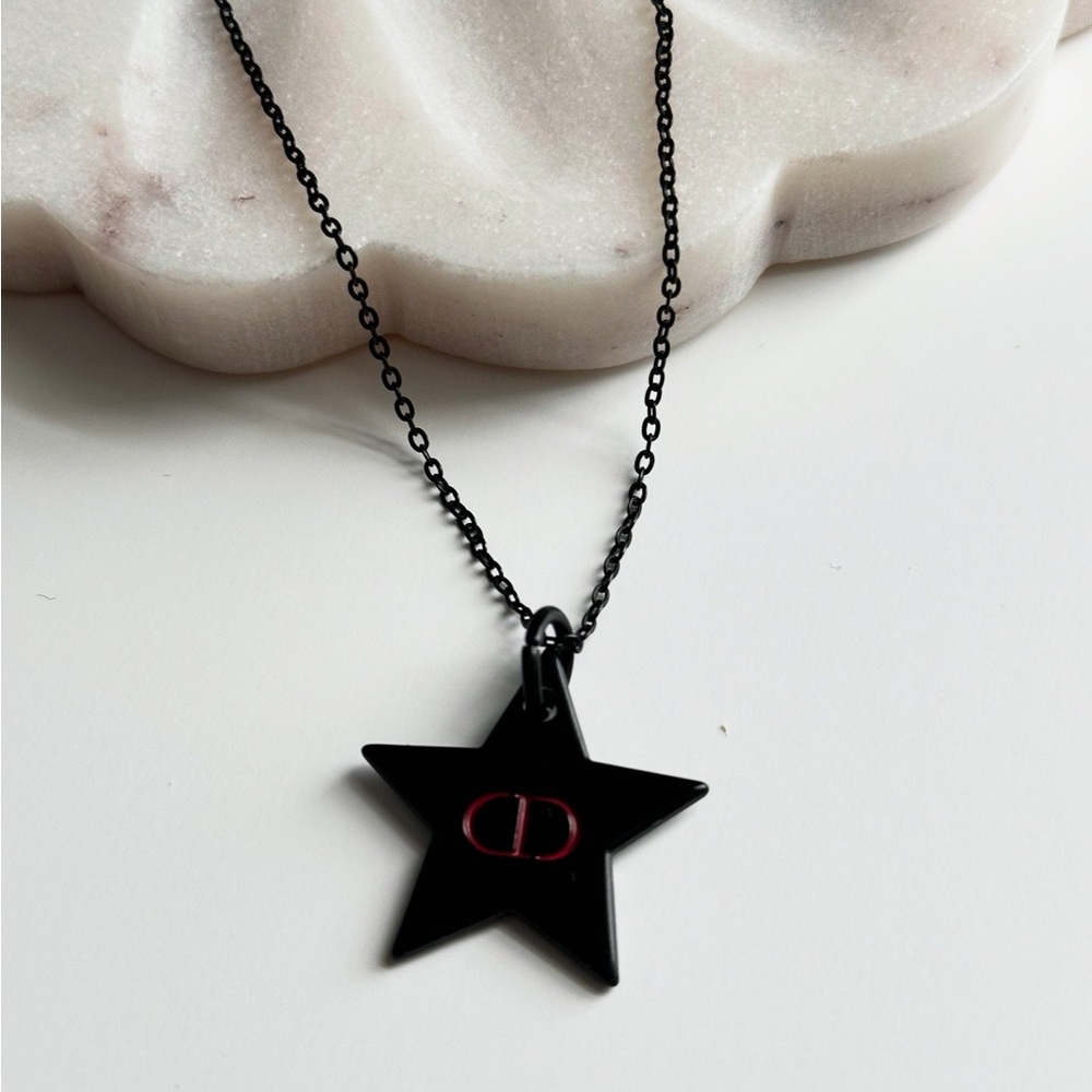 Black Dior Star Pendant Necklace CD